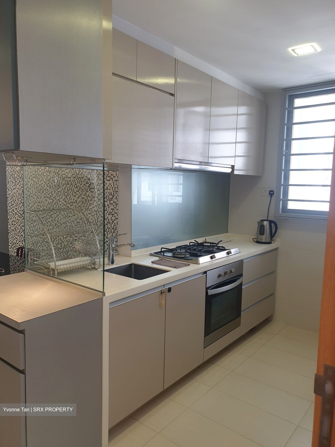 Prive (D19), Condominium #400655701